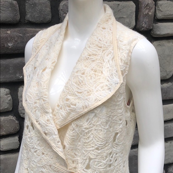 Sleeveless Sweater Jacket Creme NWT Per Se sz 8 - Picture 2 of 8
